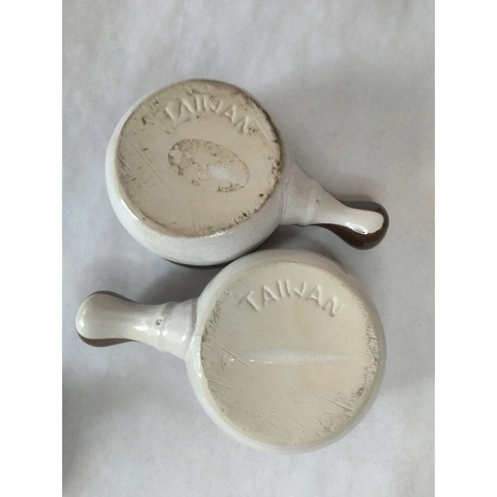 2 Onion Soup Handled Crock Bowls with Lids Brown & Beige Taiwan